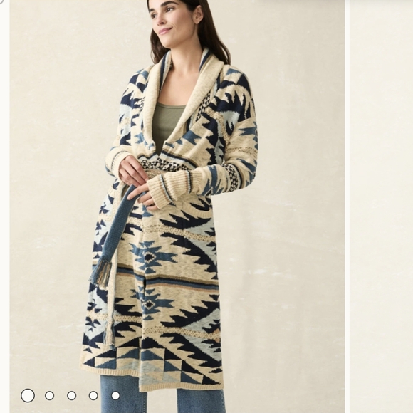 Faherty Sweaters - Faherty Cream and Navy Aztec Shawl-Collar Cardigan
